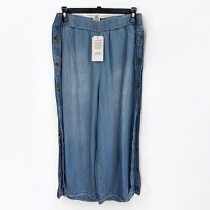 For The Republic Chambray Size M Wide Leg Side Button Frayed Hem Ankle